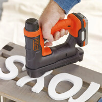 Black+Decker Akku Tacker Tackerpistole Nagler Nagelpistole 12 V BDCT12N